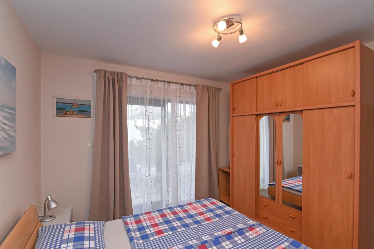 Gogo Apartment *