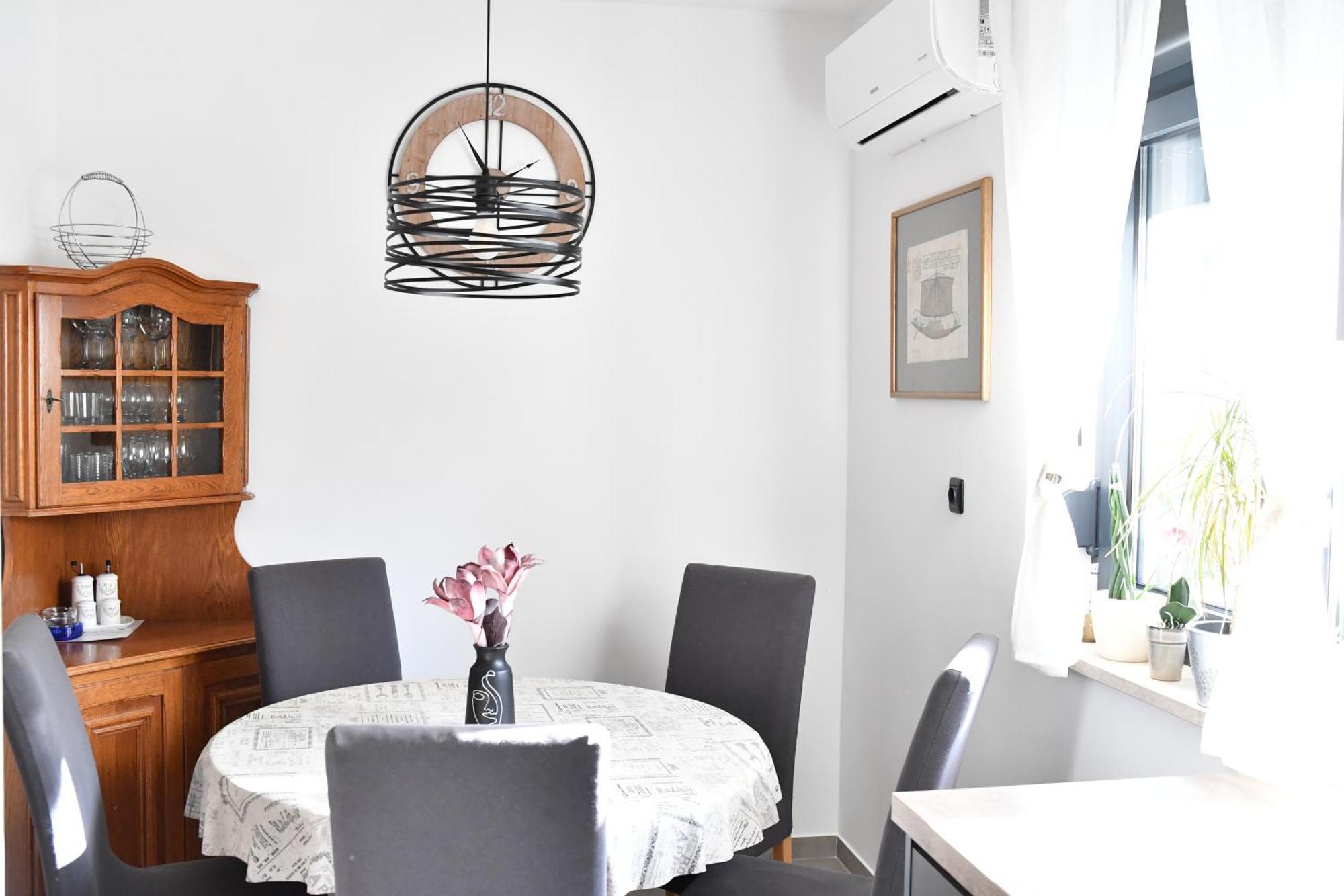 Gogo Apartment *